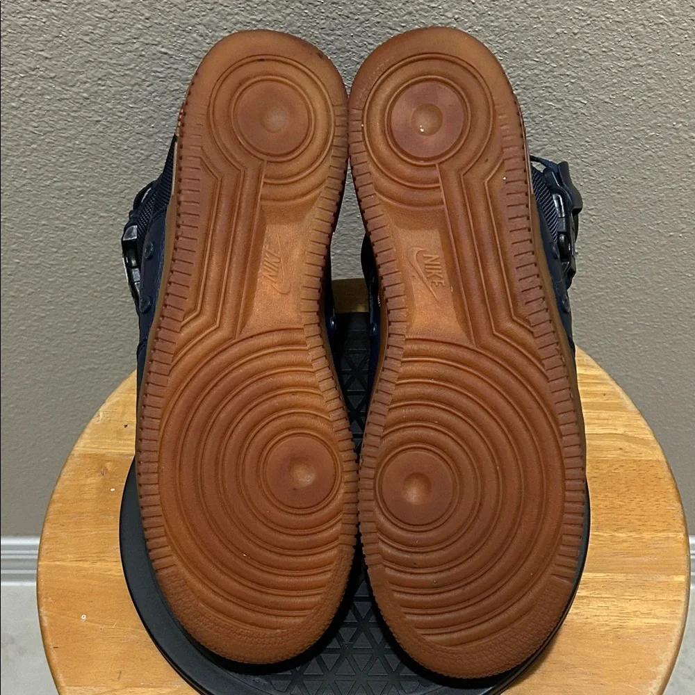Nike SF Air Force 1 High Navy Gum 864024-400 - Picture 5 of 6